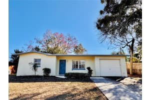 12 Lake Shore Dr, PALM HARBOR