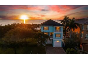 1726 Sunkissed Dr, TARPON SPRINGS