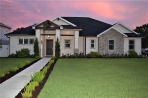 1215 Orange Ave, DUNEDIN