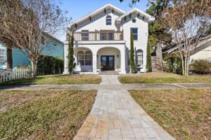 2327 4th Ave N, ST PETERSBURG