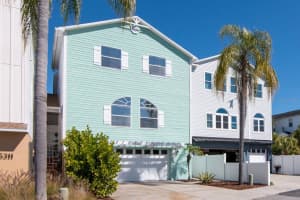 5313 Boardwalk St, HOLIDAY