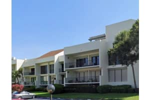 50 Coe Rd #322, BELLEAIR