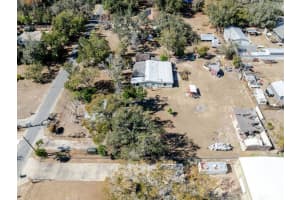 4004 Amber Rd, VALRICO