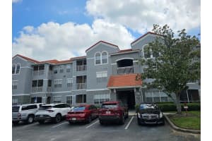 18001 Richmond Place Dr #716, TAMPA