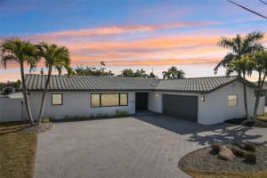 12125 5th St E, TREASURE ISLAND