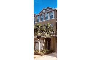 2915 Pointeview, TAMPA