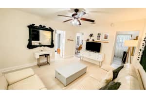 609 E Louisiana Ave, TAMPA