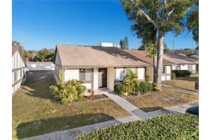 2888 Bancroft Cir E #5a, PALM HARBOR