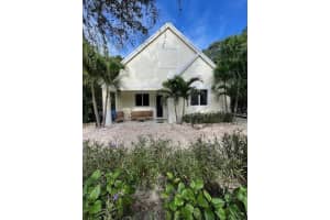 143 N Hammock Rd, ISLAMORADA