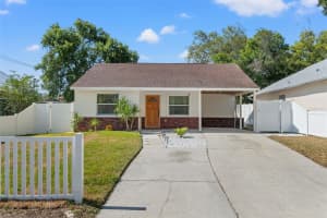 439 E Boyer St, TARPON SPRINGS 439 E Boyer St, TARPON SPRINGS