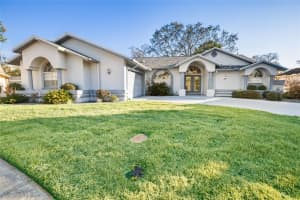 9208 Water Hazard Dr, HUDSON