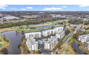 1200 Country Club Dr #3105, LARGO