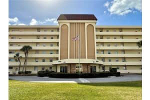 4650 Cove Cir #108, ST PETERSBURG