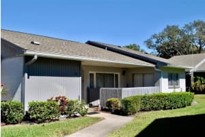80 Lance Ct, OLDSMAR