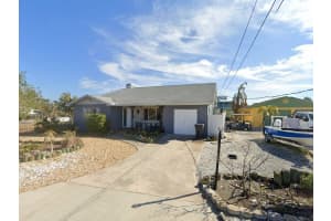 824 Seabreeze Dr, RUSKIN