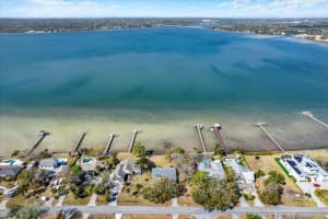 400 Shore Dr E, OLDSMAR 400 Shore Dr E, OLDSMAR