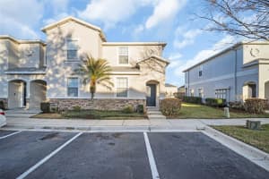 1943 Greenwood Valley Dr, PLANT CITY