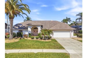 846 Centerwood Dr, TARPON SPRINGS