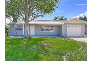 13732 Plumosa Ave, HUDSON