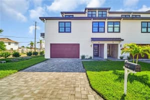 187 145th Ave E #4, MADEIRA BEACH