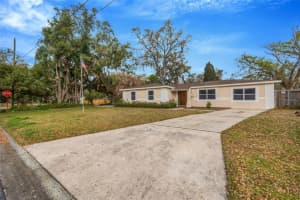 1201 N Palm Dr, PLANT CITY
