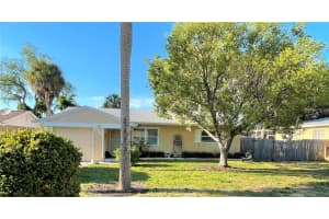 9 Jeff Rd, LARGO