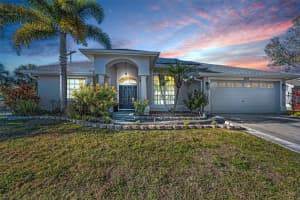 494 Village Dr, TARPON SPRINGS 494 Village Dr, TARPON SPRINGS
