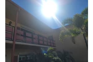 8140 Terrace Garden Dr N #204, ST PETERSBURG