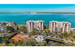 4953 Bacopa Ln S #105, ST PETERSBURG