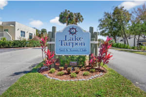 90 S Highland Ave #102, TARPON SPRINGS
