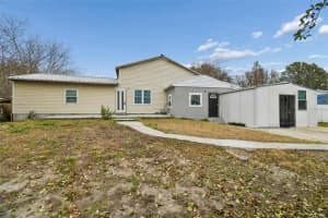 5723 Cherry Tree Dr, LAKELAND