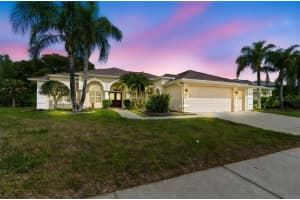 7424 Melogold Cir, LAND O LAKES