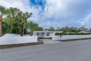 831 Woodlawn St, CLEARWATER