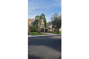 2914 Royal Tuscan Ln, VALRICO