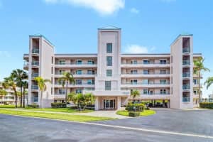 8021 Sailboat Key Blvd S #101, ST PETE BEACH
