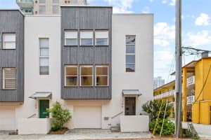 106 Fareham Pl N, ST PETERSBURG 106 Fareham Pl N, ST PETERSBURG