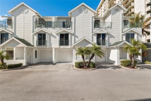320 Island Way #103, CLEARWATER