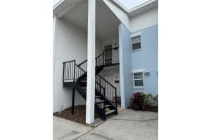 3819 N Oak Dr #i42, TAMPA