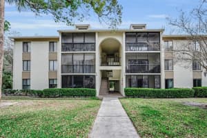 3232 Lake Pine Way E #c1, TARPON SPRINGS