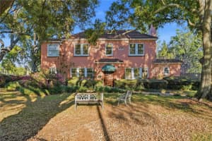 100 72nd St S, ST PETERSBURG