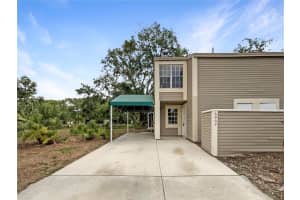 6902 Lakeview Ct, TAMPA