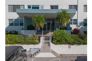 55 Harbor View Ln #301, BELLEAIR BLUFFS