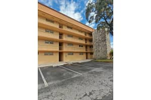 5820 N Church Ave #112, TAMPA