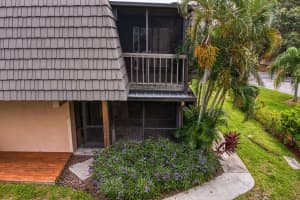 9342 Tradewinds Ave, SEMINOLE