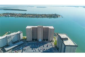 5200 Brittany Dr S #1201, ST PETERSBURG