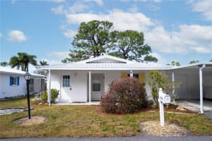 216 Fair Winds Dr #216, NOKOMIS