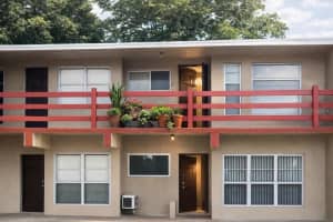 2980 Nw 43rd Ter #207, LAUDERDALE LAKES