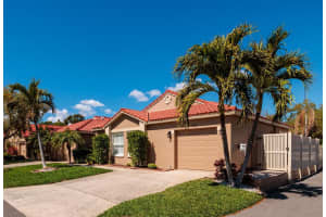 535 St Tropez Cir Ne, ST PETERSBURG 535 St Tropez Cir Ne, ST PETERSBURG