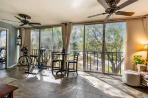 90 S Highland Ave #318, TARPON SPRINGS