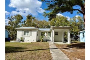 8023 Country Club Rd N, ST PETERSBURG